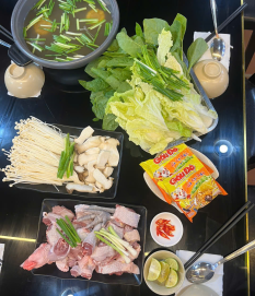 LẪU GÀ NẤM HÓC MÔN & MÓN GÀ ĐA DẠNG TẠI PHỞ GÀ CƠM ĐẢO 88