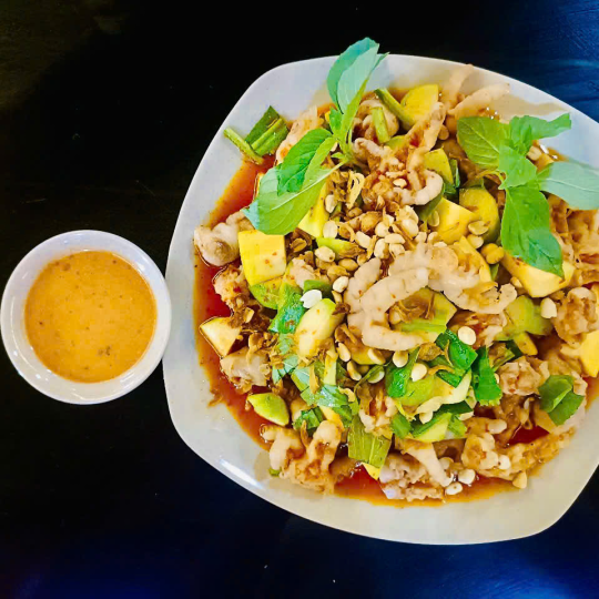 Chân gà sốt thái
